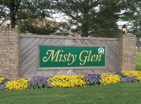 Misty Glen Apartments - Hebron, IN