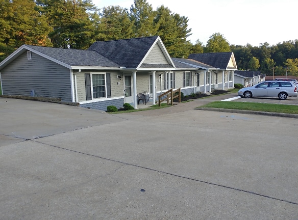 Rolling Hills Townhomes & Cottages Apartments - Parkersburg, WV