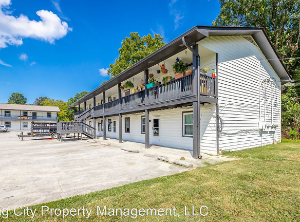 Firefly Acres Apartments - Ooltewah, TN