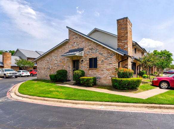 Jackson Manor Townhomes - Greenville, TX