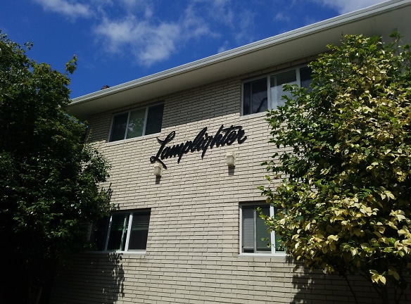 The Lamplighter Apartments - Portland, OR