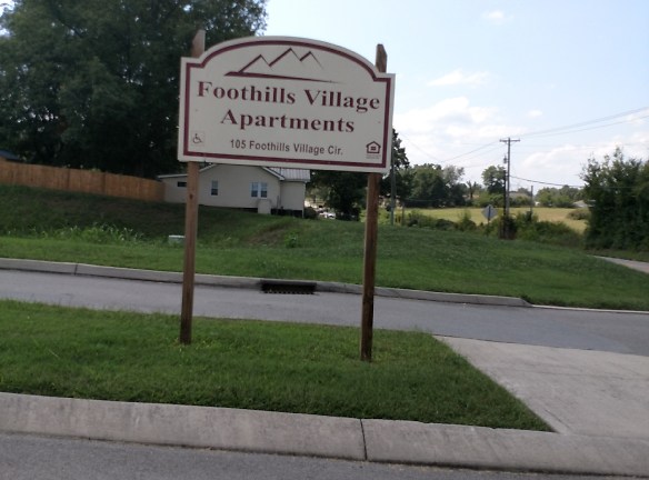 Foothills Village Apartments - Maryville, TN