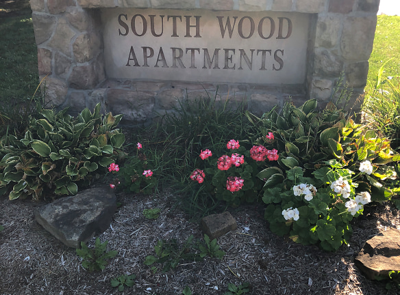 South Wood Apartments - Garrettsville, OH