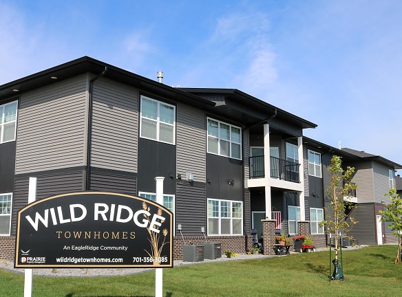 Wild Ridge Townhomes Apartments - West Fargo, ND