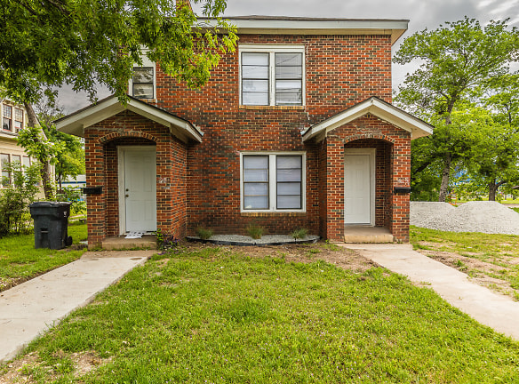 517 N 15th St - Waco, TX