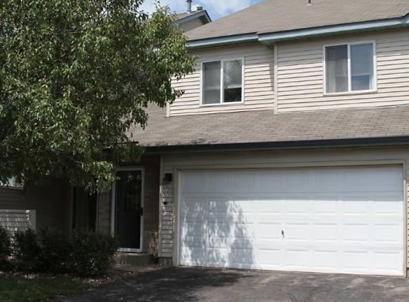 7762 79th St S - Cottage Grove, MN
