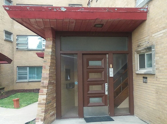 10208 S Walden Pkwy Apartments - Chicago, IL