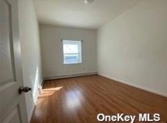 906 Hempstead Turnpike 2ND Apartments - Franklin Square, NY