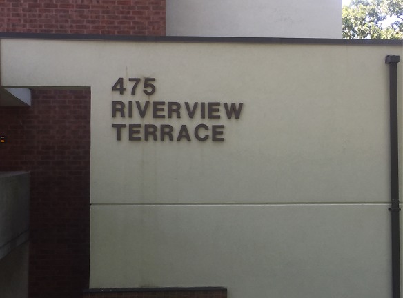 Riverview Terrace Apartments - Pawtucket, RI