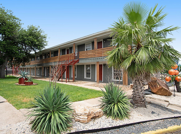 Agave Heights Apartments - Bryan, TX