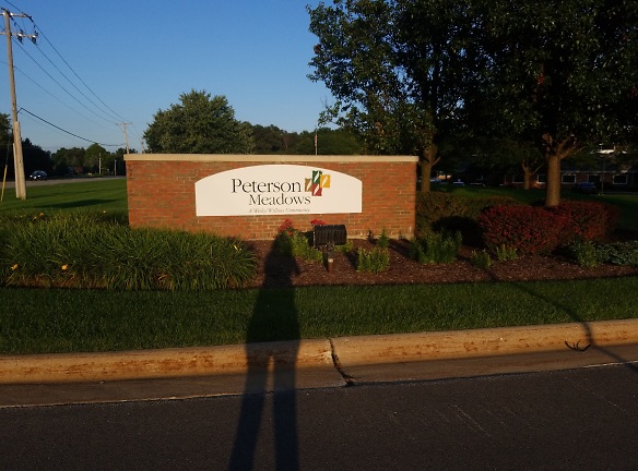 Peterson Meadows Retirement Apartments - Rockford, IL
