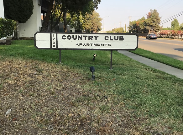 Country Club Apartments - Fairfield, CA