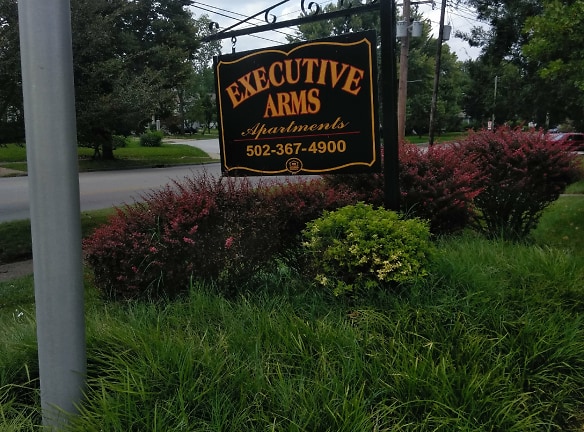 Executive Arms Apartments - Louisville, KY