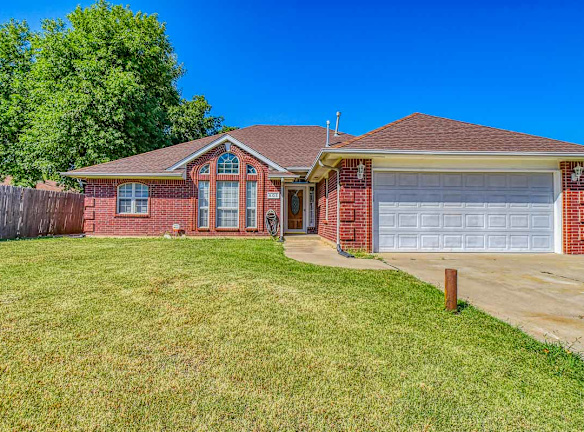 Rentals Moore Ok