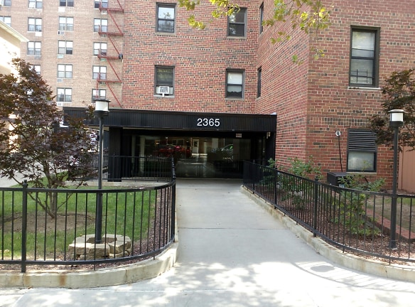 The Ashley Apartments - Brooklyn, NY