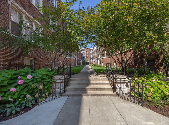 5034-5046 S. Woodlawn Avenue Apartments - Chicago, IL