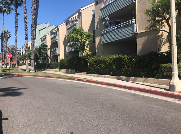 Barnard Park Villas Apartments - Santa Monica, CA