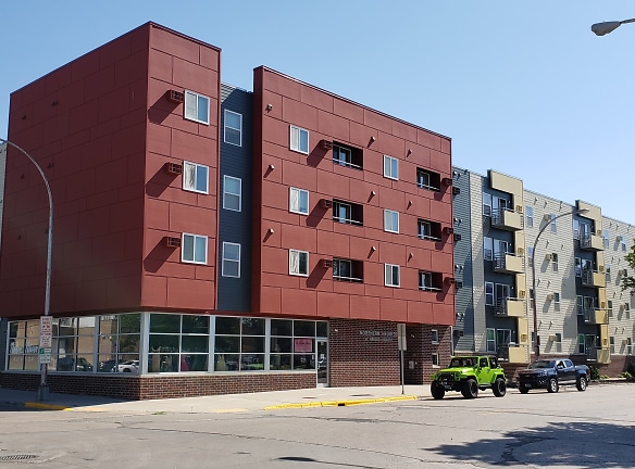 Northern Heights Apartments - Grand Forks, ND