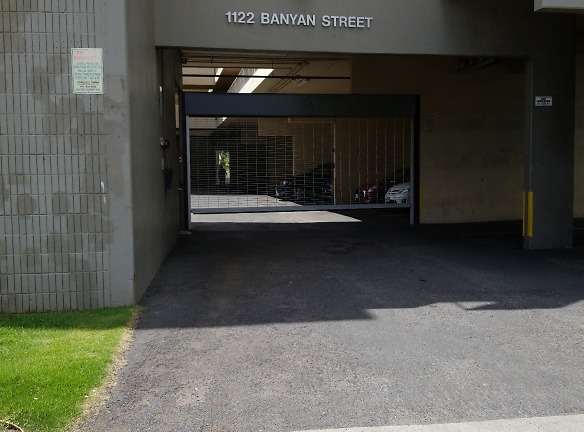 Banyan Street Manor Apartments - Honolulu, HI