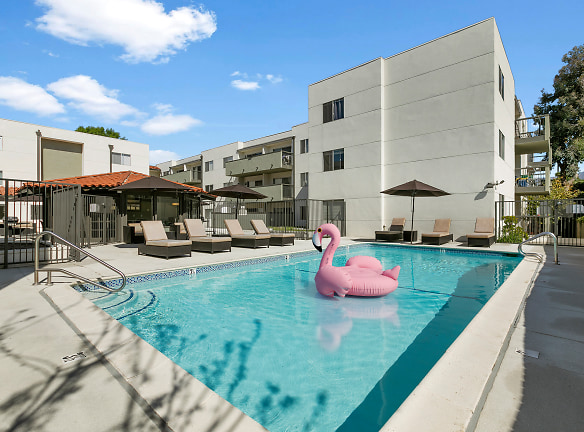 San Pasqual Apartments - Pasadena, CA