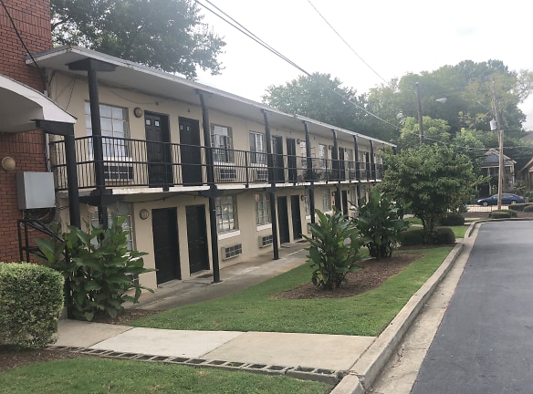Henderson Place Apartments - Atlanta, GA