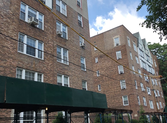 25 PARKVIEW AVE Apartments - Bronxville, NY