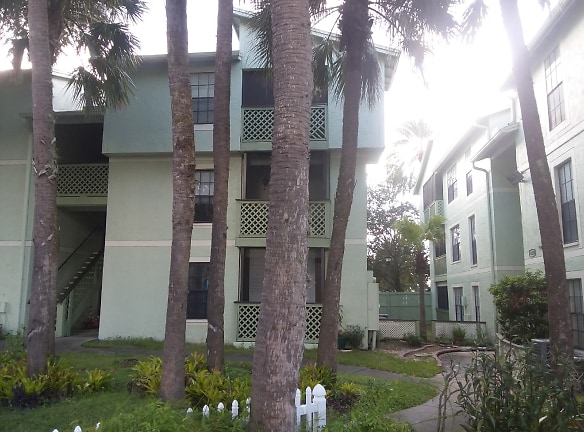 Regent Apartments - Tampa, FL