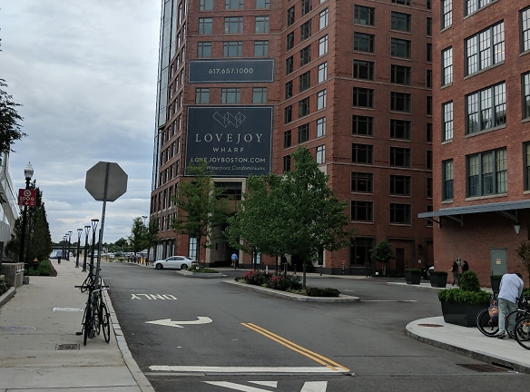 Lovejoy Wharf Residential Building (Phase 2) Apartments - Boston, MA