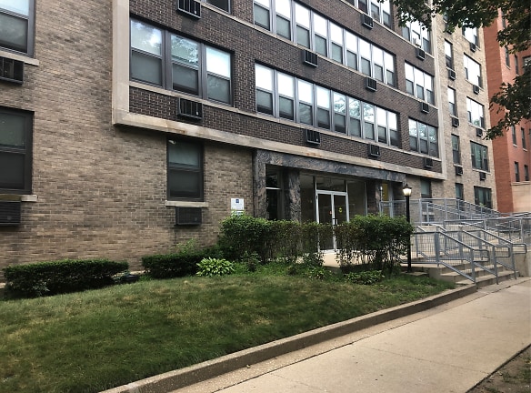 6920 S Crandon Ave Apartments - Chicago, IL