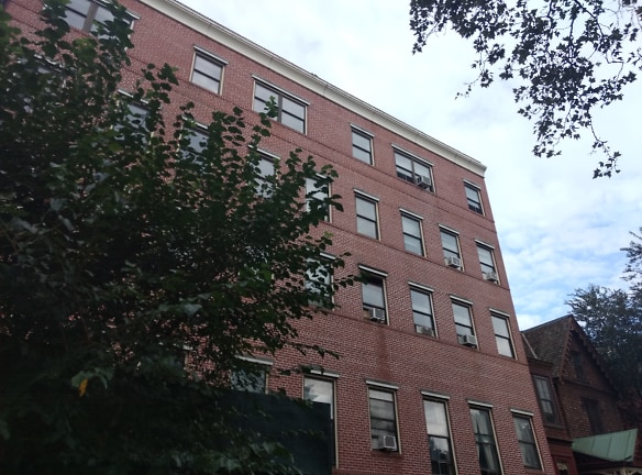 Furnished 290 Clinton Avenue Apartments - Brooklyn, NY