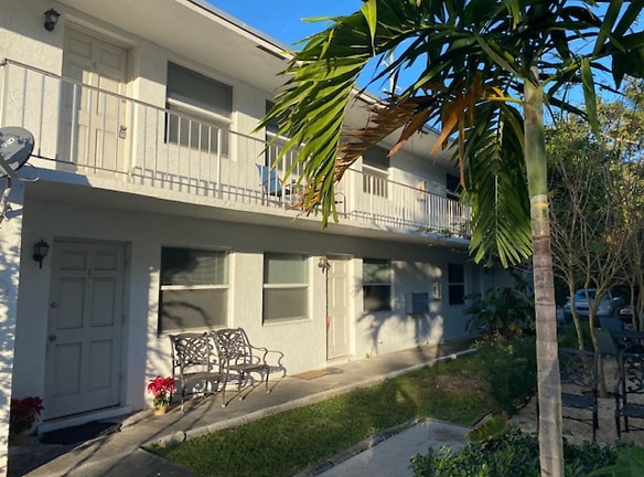 452 SW 4th Ave - Fort Lauderdale, FL