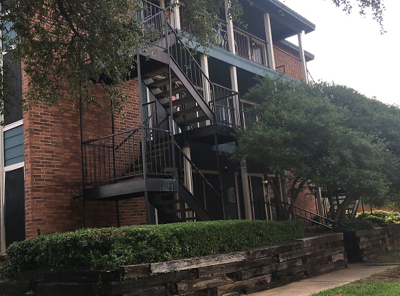 Calloway Place Apartments - Fort Worth, TX