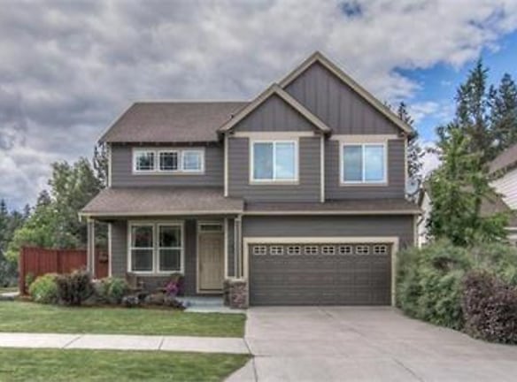 61525 Tall Tree Ct - Bend, OR