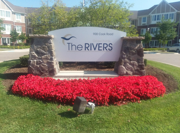 The Rivers Grosse Pointe Apartments - Grosse Pointe Woods, MI