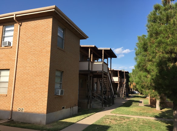 Pinehurst Apartments - Midland, TX