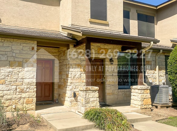 2101 Town Centre Drive - Round Rock, TX