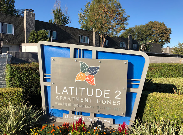 Latitude 2 Apartment Homes - Santa Ana, CA