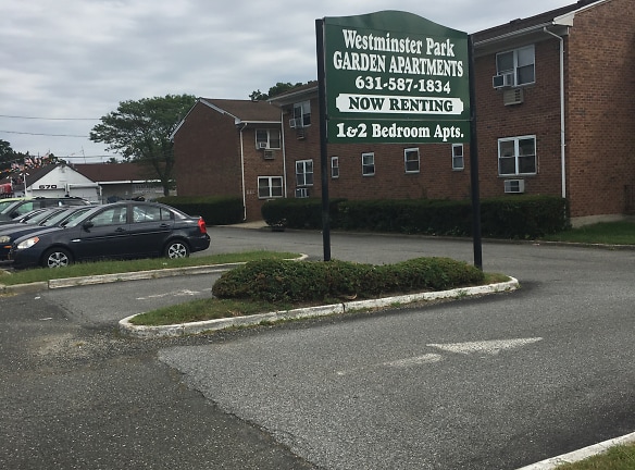 Westminster Garden Apartments - West Babylon, NY