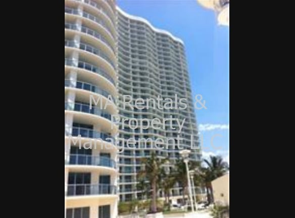 3000 Oasis Grand Blvd unit 2206 - Fort Myers, FL
