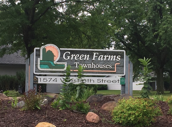 Green Farm Town Houses Apartments - Belvidere, IL