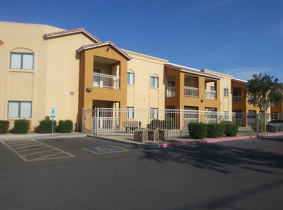 Casa Bill Soltero Apartments - Glendale, AZ