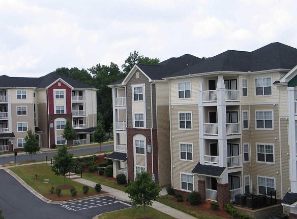South Oak Crossing Apartments - Charlotte, NC