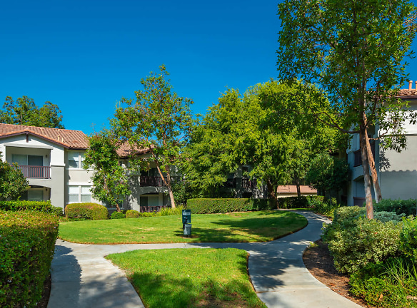 Skyview Apartments - Rancho Santa Margarita, CA