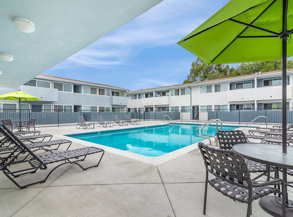 Park Apartments - Norwalk, CA