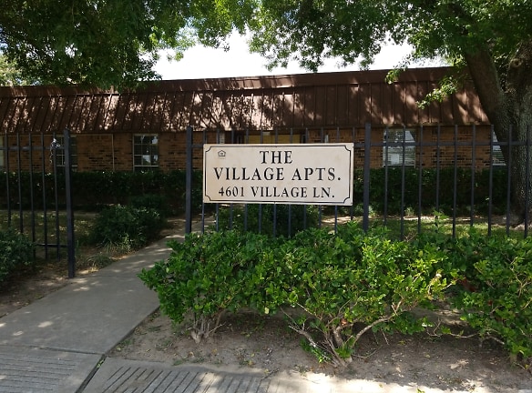 The Village Apartments Of Baytown - Baytown, TX