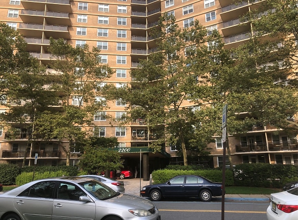 Northbridge Park Apartments - Fort Lee, NJ