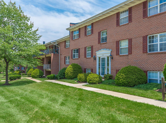 Perry Hall Apartments - Nottingham, MD