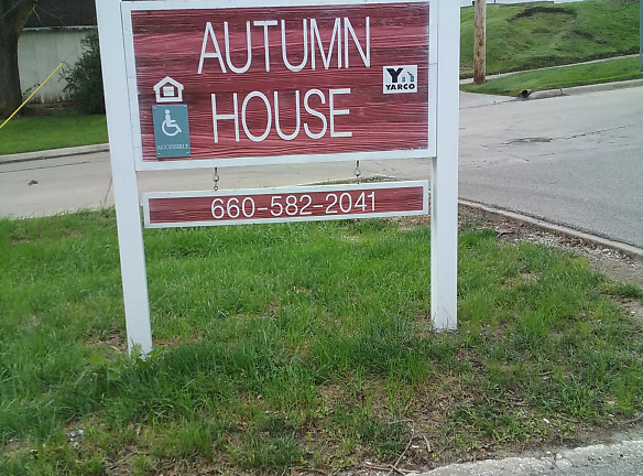 Autumn House Apartments - Maryville, MO