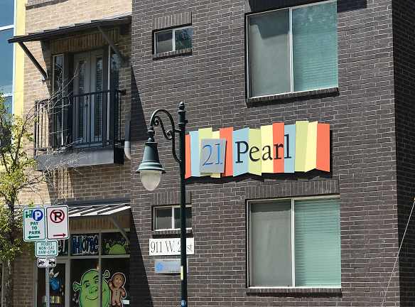 21 Pearl Apartments - Austin, TX