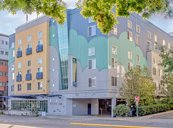 The Pacific Inn Apartments - Bellevue, WA